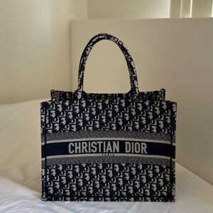 DIOR TOTE BAG SMALL
